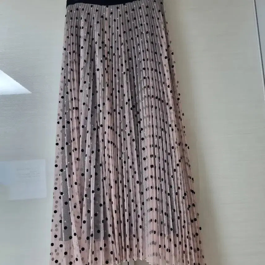 [BUNJANG] Skirt (Size 66) / 미샤샤스커트(66)