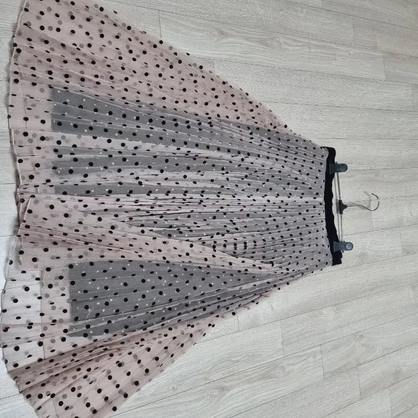 [BUNJANG] Skirt (Size 66) / 미샤샤스커트(66)