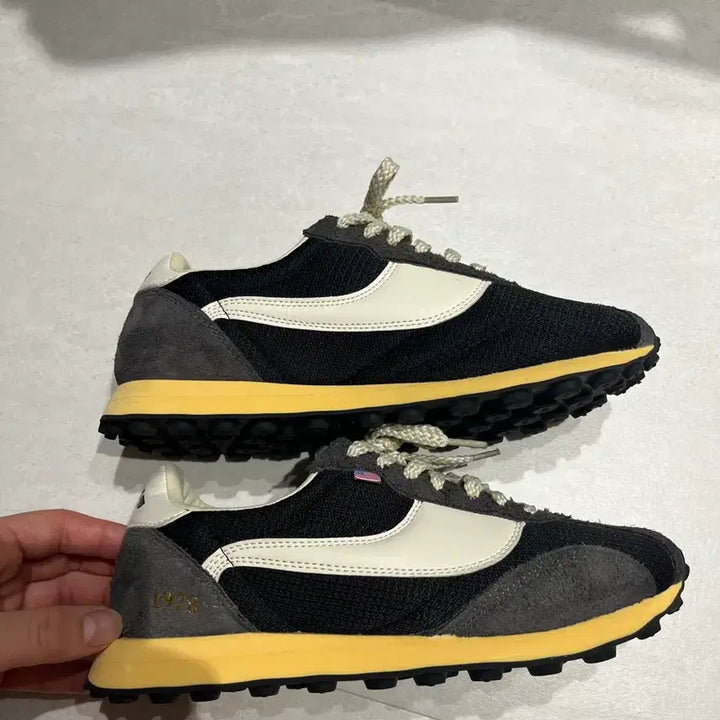 [BUNJANG] Jacla The Boston 1978 Sneakers / 재클라 더 보스턴 1978 운동화 (250)