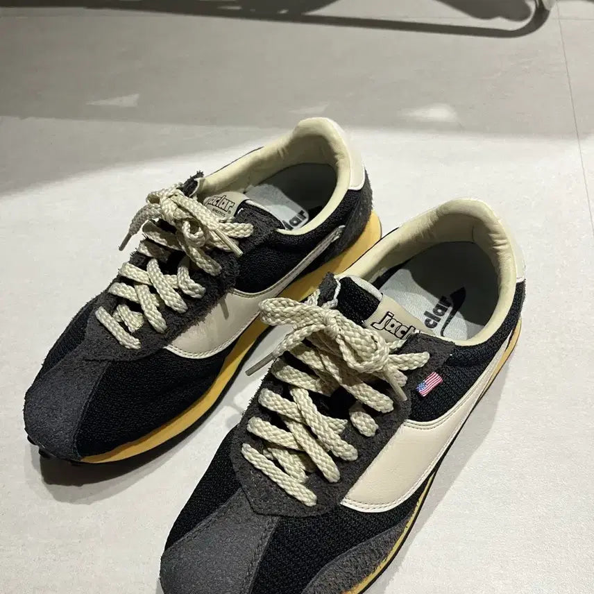[BUNJANG] Jacla The Boston 1978 Sneakers / 재클라 더 보스턴 1978 운동화 (250)