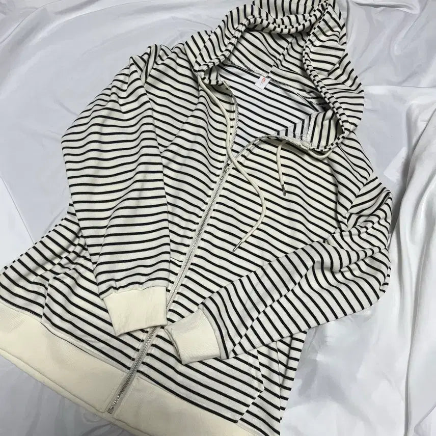 [BUNJANG] Striped Oversized Hoodie / 스트라이프 후드집업