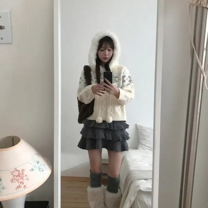 [BUNJANG] Robin Snowflake Vintage Hoodie / 미니포에 로빈 눈꽃 빈티지 후드집업 퍼 후드