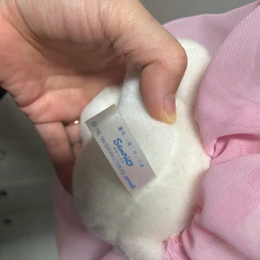 [BUNJANG] Hello Kitty Japanese Vintage Hanbok Doll / 일본 정품 고전 한복입은 키티 판매해요