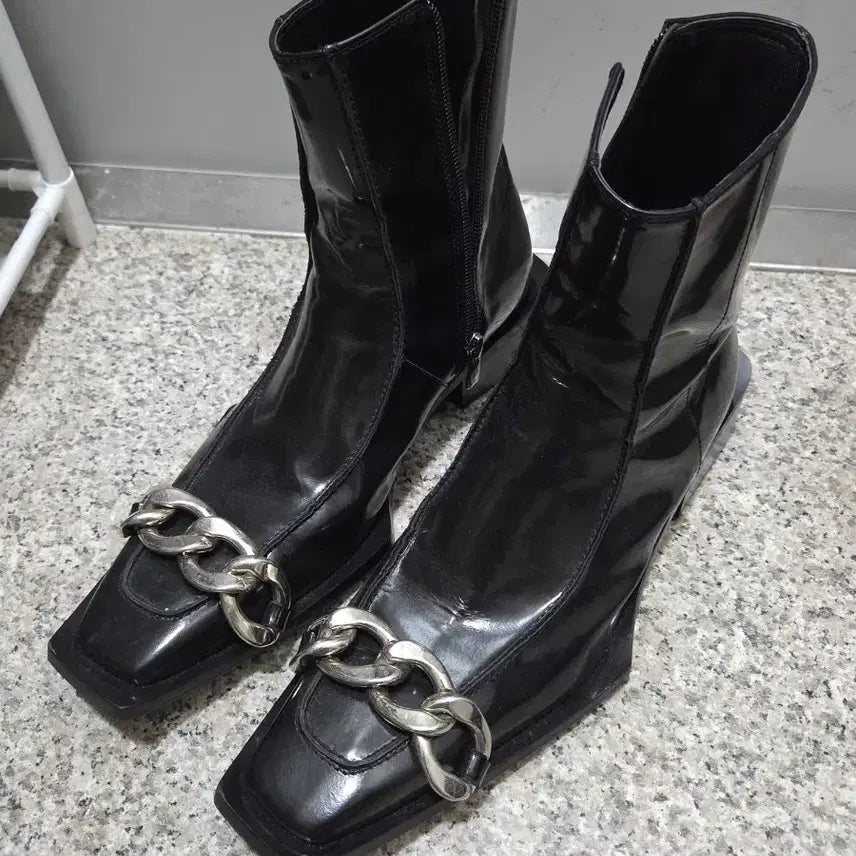 [BUNJANG] So You Are Sure Collage Boots Black 260 / 쏘유레슈어 Collage 부츠 블랙 260