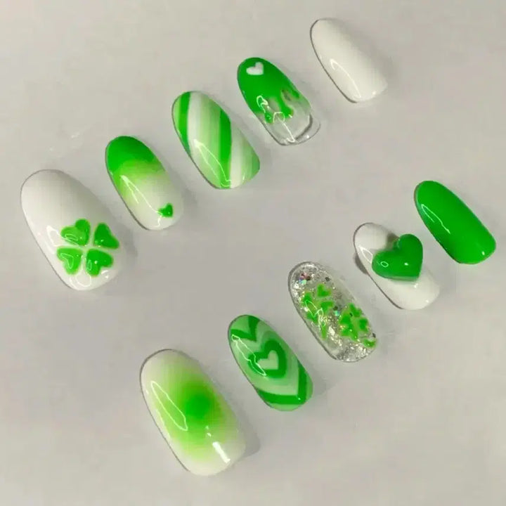 [BUNJANG] Sharon Blanc Four-Leaf Clover Nail Tip Set (14 Shapes) / *할인가* 러브빔 네잎클로버 네일팁 / 14종 쉐입