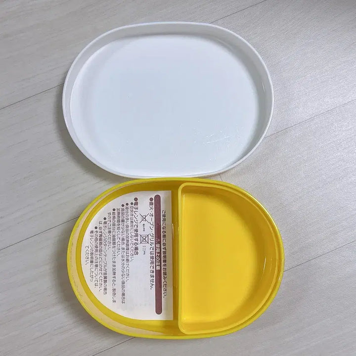 [BUNJANG] Bandai Hoppangman Lunch Box Sticker Storage / 반다이 호빵맨 도시락 통 스티커 보관함