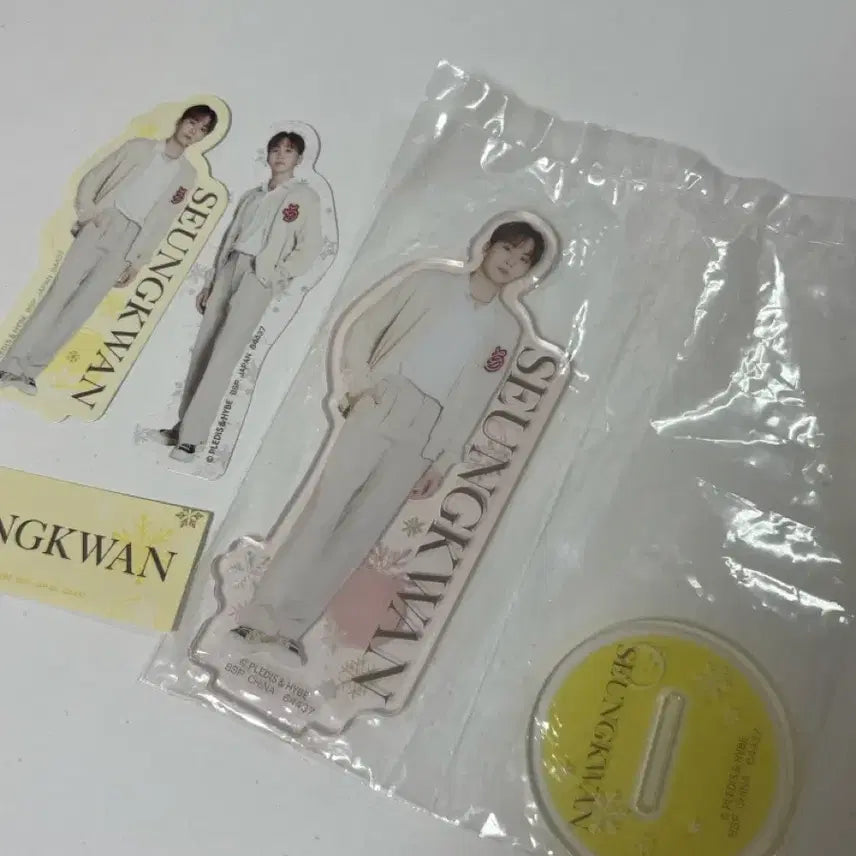 [BUNJANG] Seventeen Seungkwan Acrylic Stand + Sticker Set / 세븐틴 승관 아크릴 스탠드 + 스티커