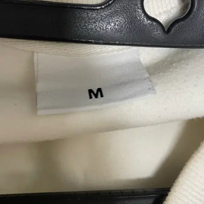 [BUNJANG] HALF NINE White Sweatshirt / HALF NINE 흰색 맨투맨 티셔츠