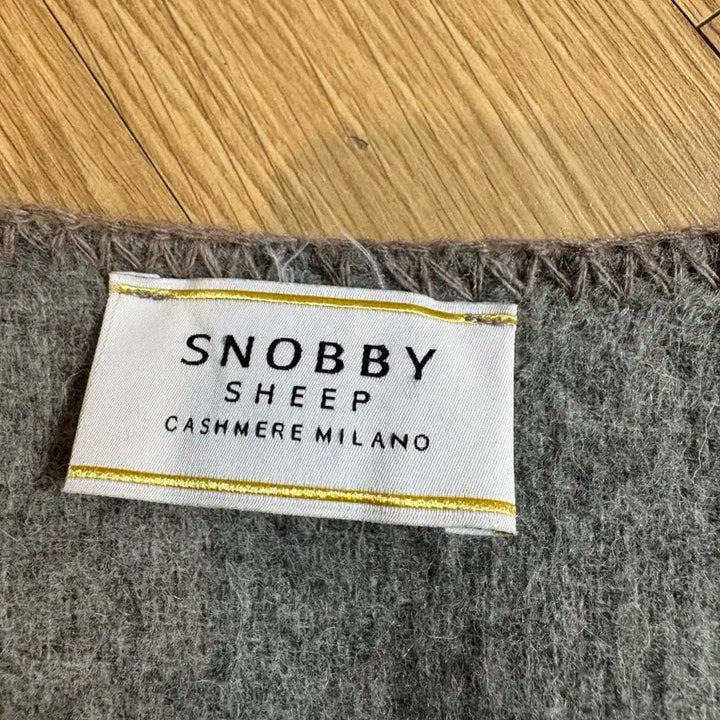 [BUNJANG] Snobby Sheep Cape Mantle / snobby sheep 스노비쉽 케이프 망토