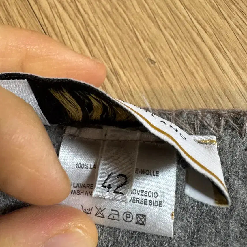 [BUNJANG] Snobby Sheep Cape Mantle / snobby sheep 스노비쉽 케이프 망토