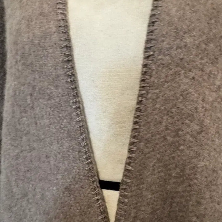 [BUNJANG] Snobby Sheep Cape Mantle / snobby sheep 스노비쉽 케이프 망토