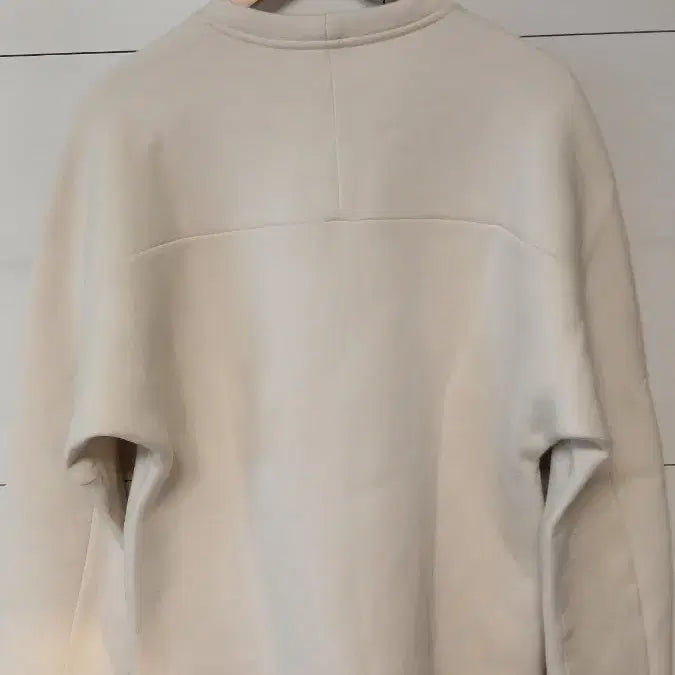 [BUNJANG] Bally Ivory Sweatshirt / BALLY 발리 아이보리 맨투맨 티셔츠 100,105내부보풀로저렴