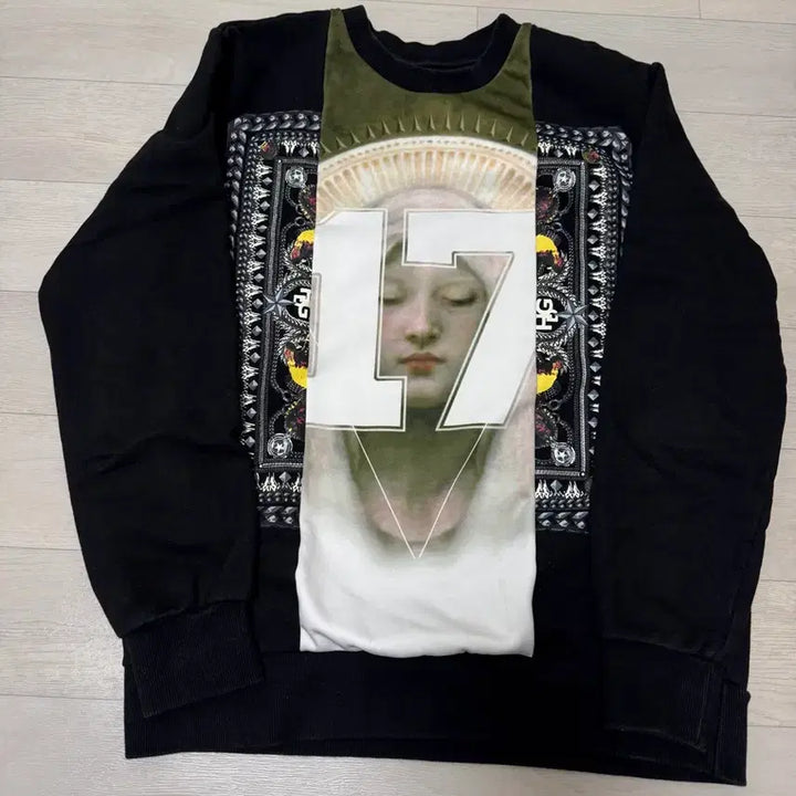 [BUNJANG] Givenchy Maria Sweatshirt / 정품 지방시 마리아 맨투맨