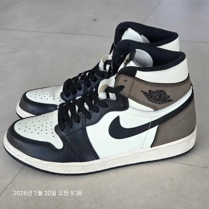 [BUNJANG] Nike Air Jordan 1 Retro High OG Dark Mocha Sneakers / [265]나이키 에어 조던 1 레트로 하이 OG 다크 모카
