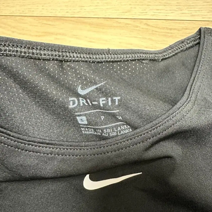 [BUNJANG] Nike Women's Performance T-shirt / 나이키 여성 기능성 티셔츠