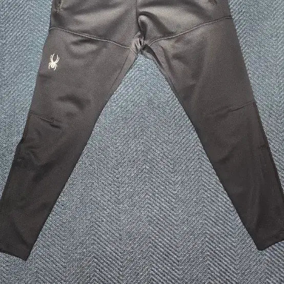[BUNJANG] Spider Black Jogging Pants M / 스파이더 검정색 트레이닝 바지 M