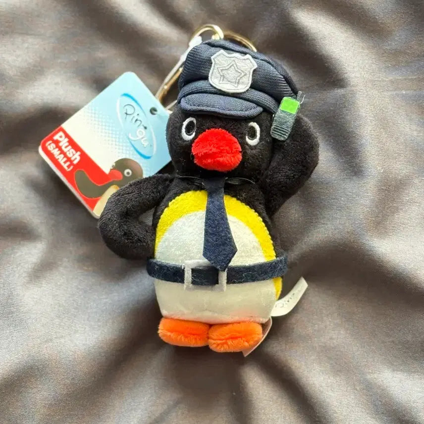 [BUNJANG] Pingu Police Officer Doll Keychain / 새상품) 핑구 경찰관 인형 키링