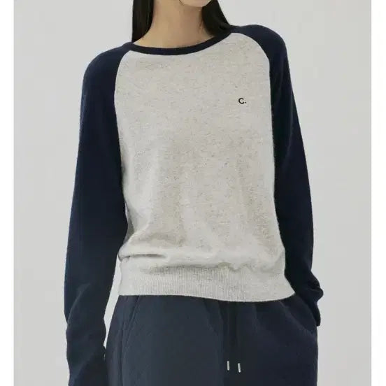 [BUNJANG] Clover Colorblock Raglan Knit Navy / 클로브 컬러블록 래글런 니트 네이비