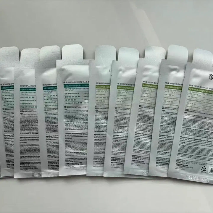 [BUNJANG] Mediheal Mask Pack Set / 메디힐 마스크팩 비타민C+마데카 10개(반값택배 무료)