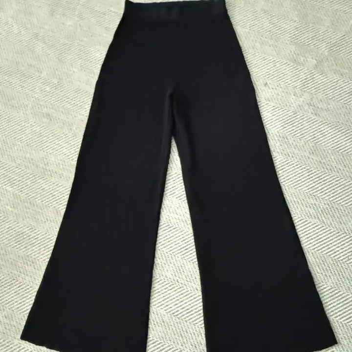 [BUNJANG] Theory Black Ribbed Knit Wide Pants / Theory/띠어리 검정색 골지 니트 와이드 팬츠