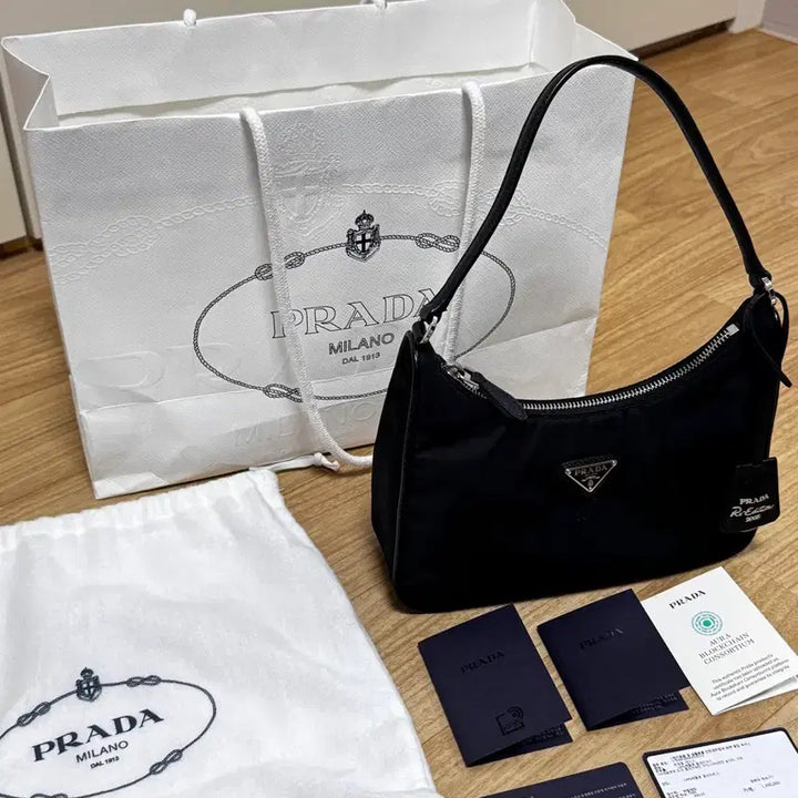 [BUNJANG] Prada Re-Edition 2005 Re-Nylon Bag / 프라다리나일론백