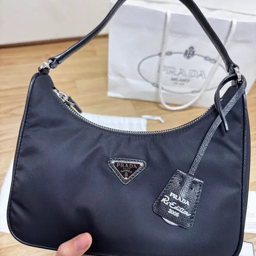 [BUNJANG] Prada Re-Edition 2005 Re-Nylon Bag / 프라다리나일론백