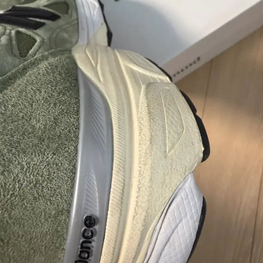 [BUNJANG] New Balance 990 V3 Jjjjound 280 / 뉴발란스 990 V3 그린 Jjjjound 280