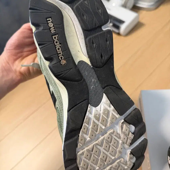 [BUNJANG] New Balance 990 V3 Jjjjound 280 / 뉴발란스 990 V3 그린 Jjjjound 280