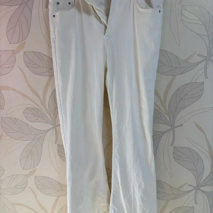 [BUNJANG] PIGMENT White Long Slim Bootcut Pants M / (미사용) PIGMENT 화이트 롱슬림부츠컷 팬츠 M