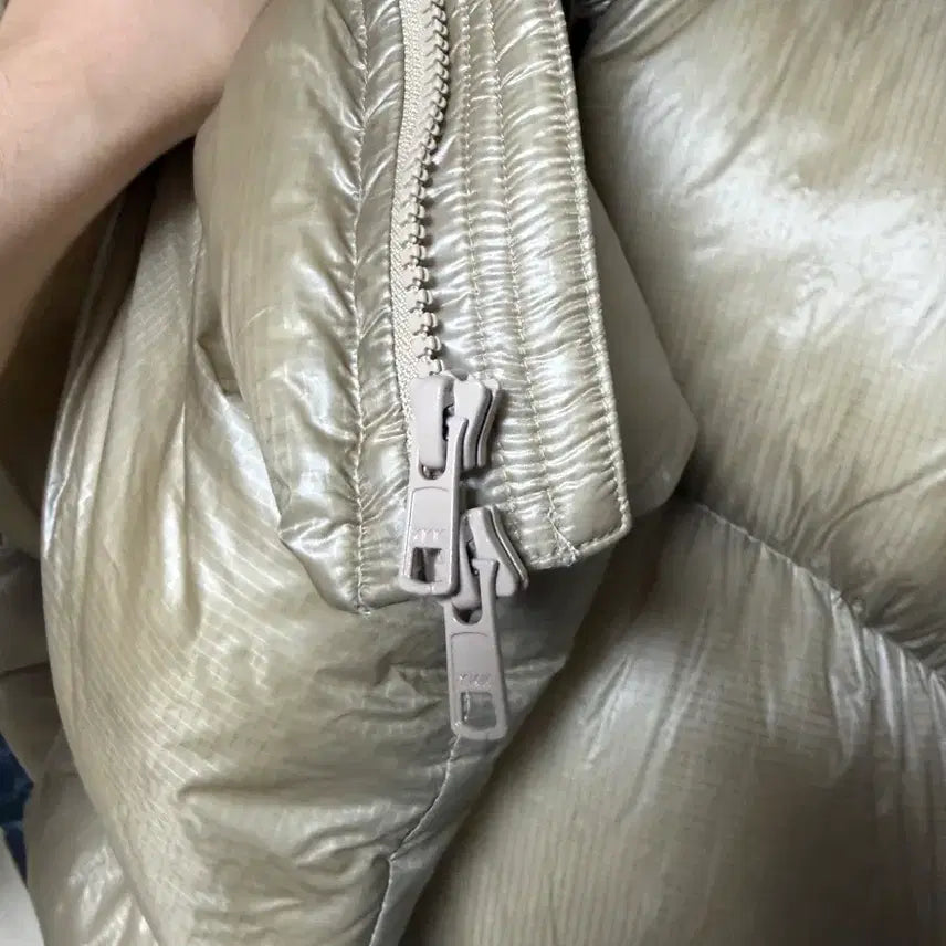 [BUNJANG] Rocky Mountain Beige Down Jacket Size 44 / 록키마운틴 ns 다운 베이지 44사이즈 팝니다