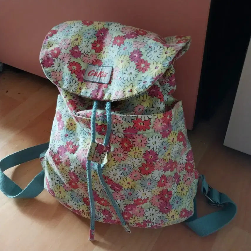 [BUNJANG] Cath Kidston Flower Backpack / 캐스키드슨 플라워 백팩