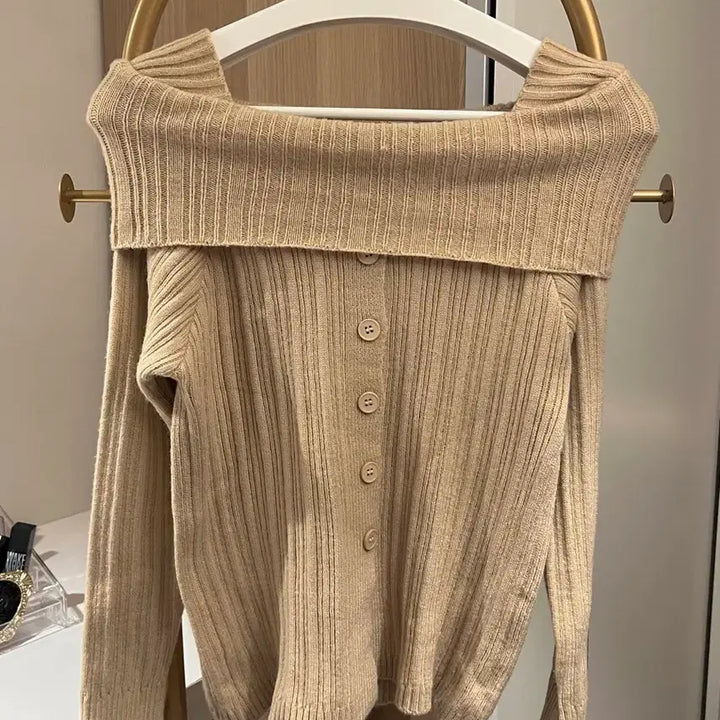 [BUNJANG] Off-Shoulder Ribbed Knit Sweater / 시착 새제품 오프숄더 단추 골지 니트