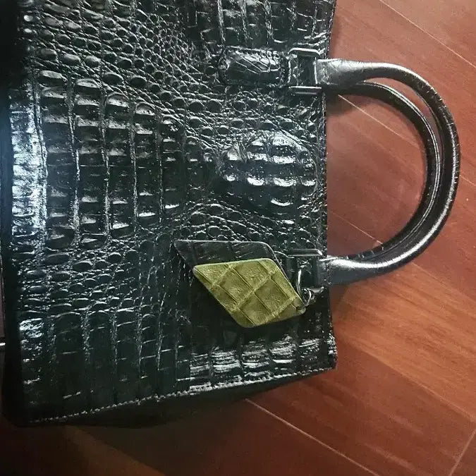 [BUNJANG] Capacci Black Crocodile Leather Tote Bag / Capacci 블랙 악어 가죽 토트백