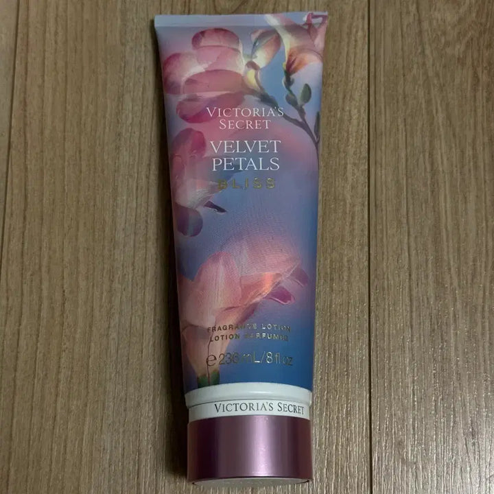 [BUNJANG] Victoria's Secret Velvet Petals Blis Body Lotion / 빅토리아 시크릿 벨벳 페탈 블리스 로션