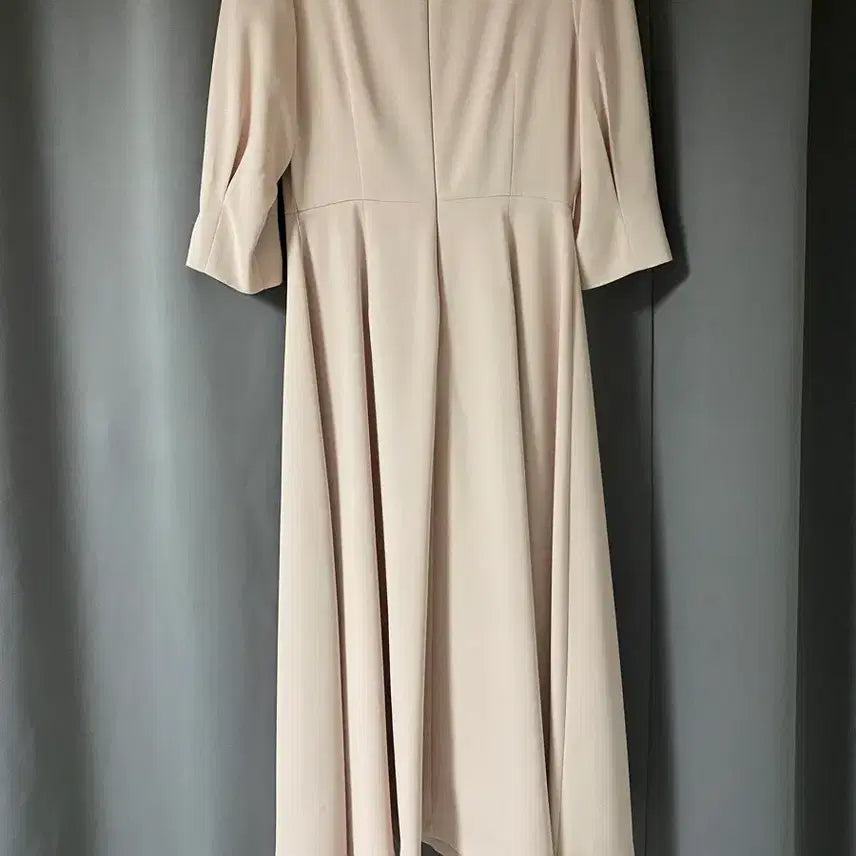 [BUNJANG] Roar Ahreui Kim Minyoung Pink Self-Made Dress / *새상품* 로아르 아옳이 김민영 핑크 자체제작 원피스/브라이덜샤워 하객룩