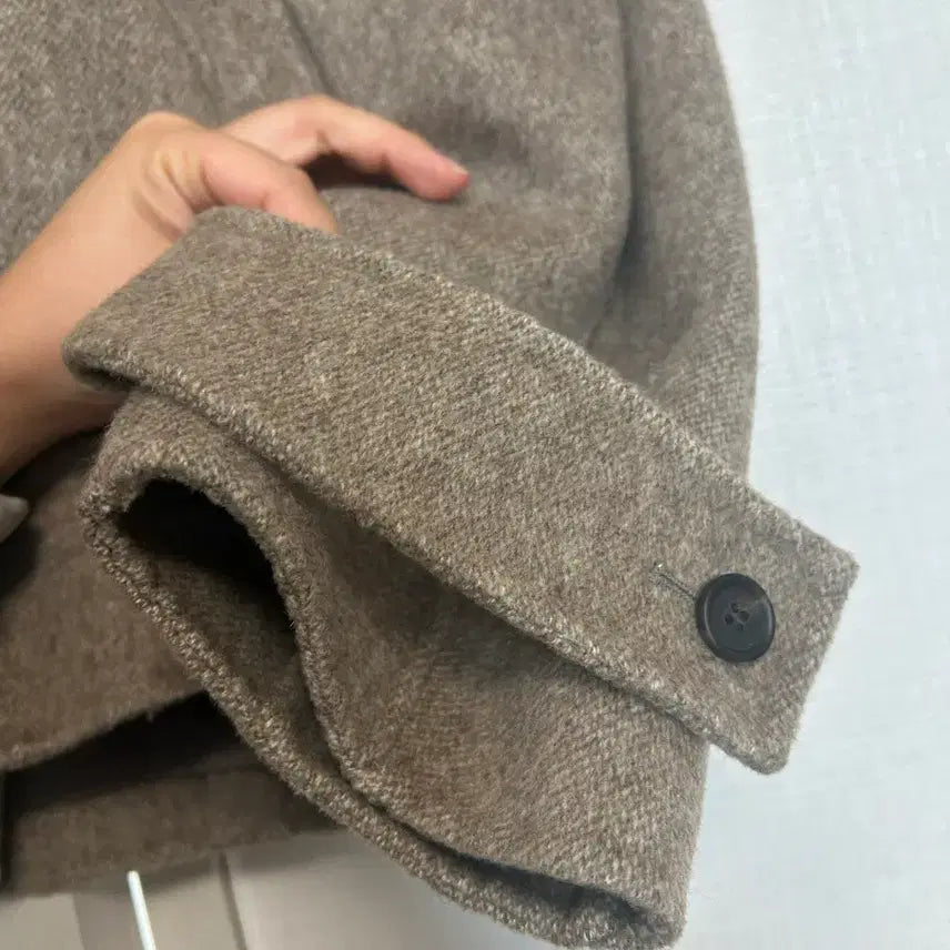 [BUNJANG] COVETBLAN Coat Beige / 코벳블랑 반코트 free