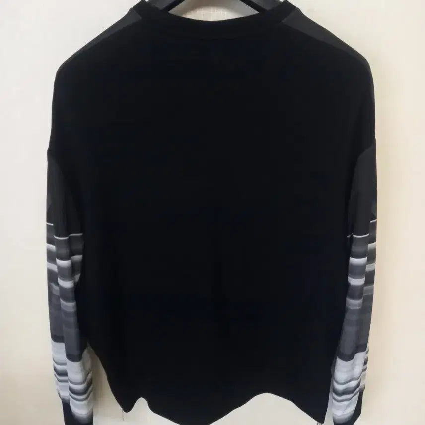 [BUNJANG] Neil Barrett Statue of Liberty Sweatshirt / 닐바렛 자유의여신상 맨투맨 100