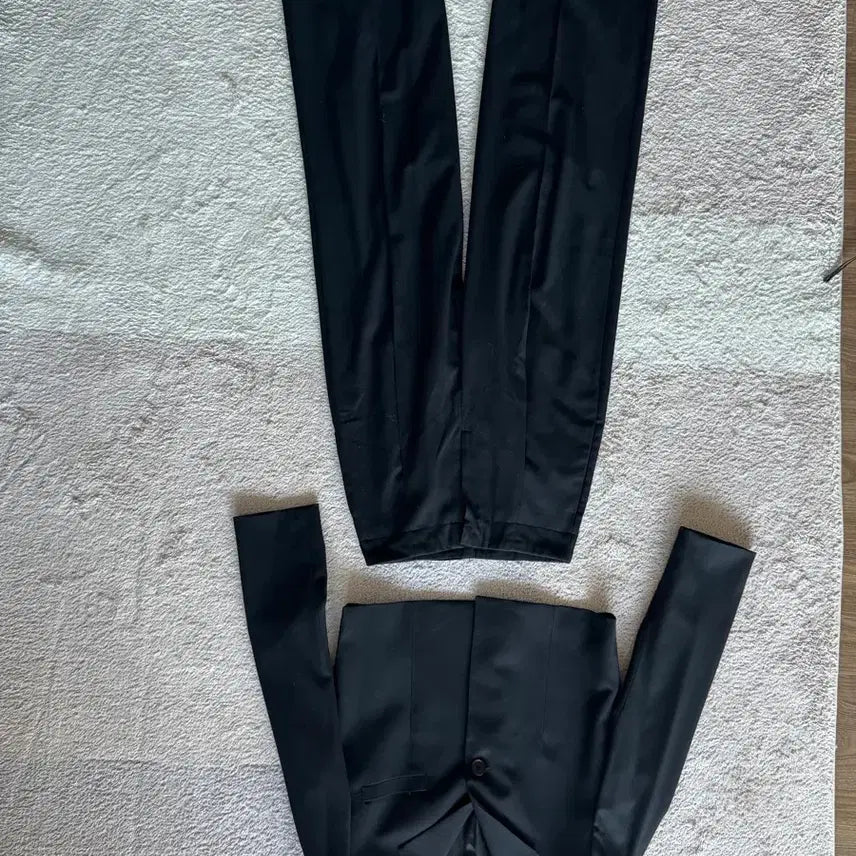 [BUNJANG] Arkaik Women's Set (Black) / 아르카익 여성 셋업 (블랙)