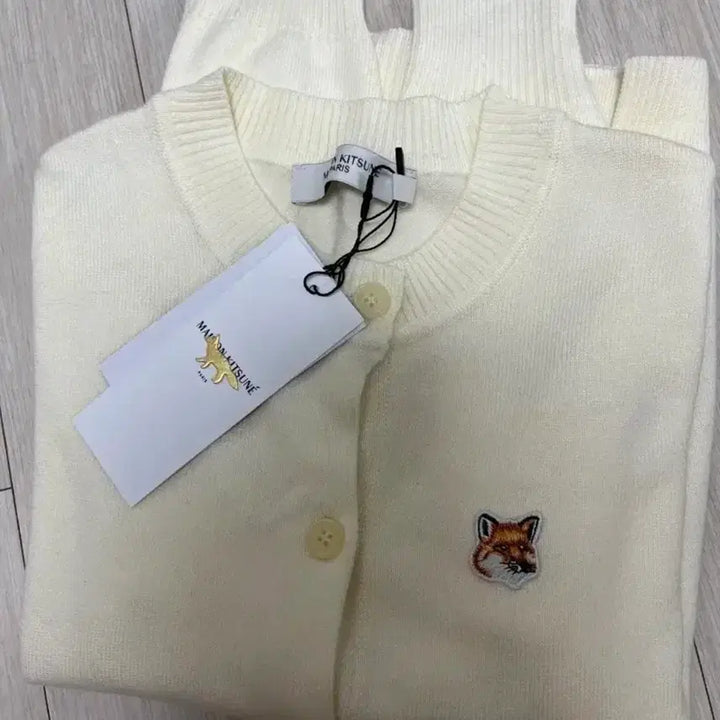 [BUNJANG] Maison Kitsune Fox Head Cardigan / 메종키츠네 가디건 폭스가디건 3색
