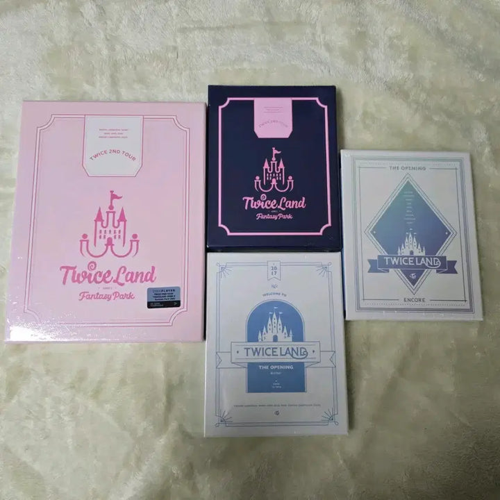 [BUNJANG] Twice Concert DVD/Blu-ray Bundle Set / 미개봉 트와이스 콘서트 dvd, 블루레이 4권 모음 일괄판매(twice)