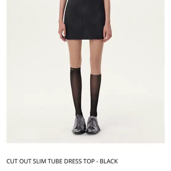 [BUNJANG] YUSE Cut Out Slim Tube Dress Top - Black / *1회 착용* YUSE 유즈 컷 아웃 슬림 튜브 드레스 탑 블랙(흑청)