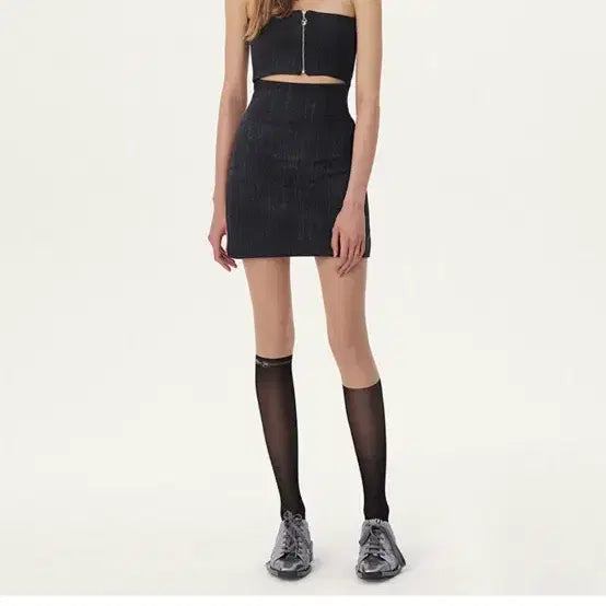 [BUNJANG] YUSE Cut Out Slim Tube Dress Top - Black / *1회 착용* YUSE 유즈 컷 아웃 슬림 튜브 드레스 탑 블랙(흑청)