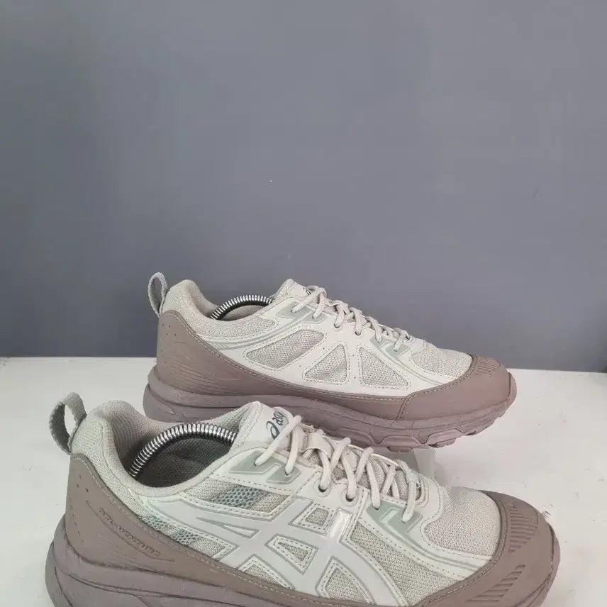 [BUNJANG] Asics Gel Venture 6 Shield Sneakers / 효자빈티지 260 아식스 젤 벤쳐6 실드