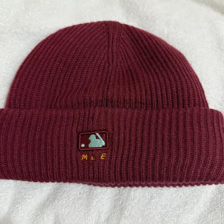 [BUNJANG] MLB Burgundy Beanie / mlb 버건디 비니