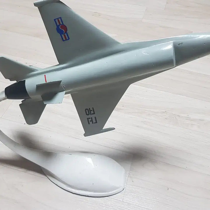 [BUNJANG] F-16C Aluminum Die-casting Fighter Model / F-16C 공군 전투기모형 / 알루미늄 다이케스팅