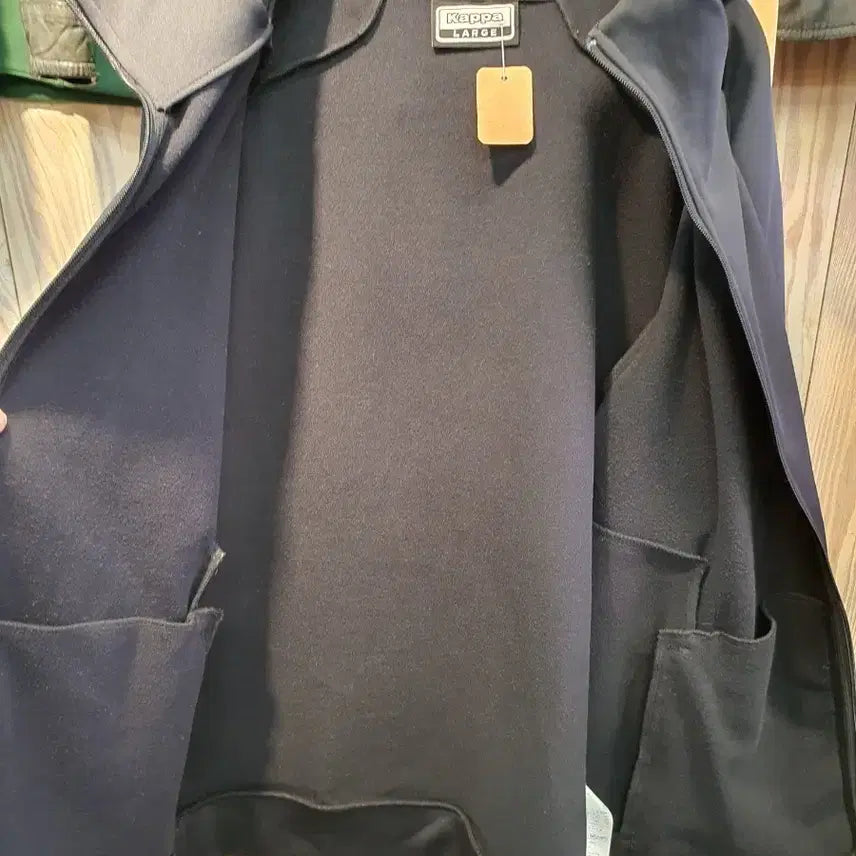 [SOLD OUT] 카파(Kappa) 골드 로고 기능성 후드 집업