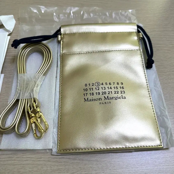 [BUNJANG] Maison Margiela Pouch / 메종 마르지엘라 파우치 새제품 판매합니다.