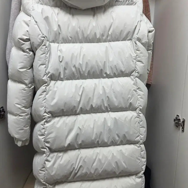 [BUNJANG] Nepa White Long Down Jacket (Size 90) / 네파 화이트 롱패딩 여성 패딩 90사이즈