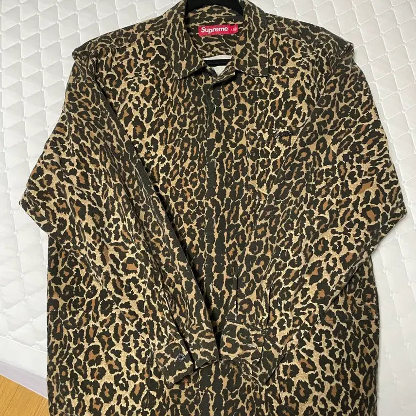 [BUNJANG] Supreme Pajama Shirt Leopard L / 슈프림 플란넬 파자마 셔츠 레오파드 L