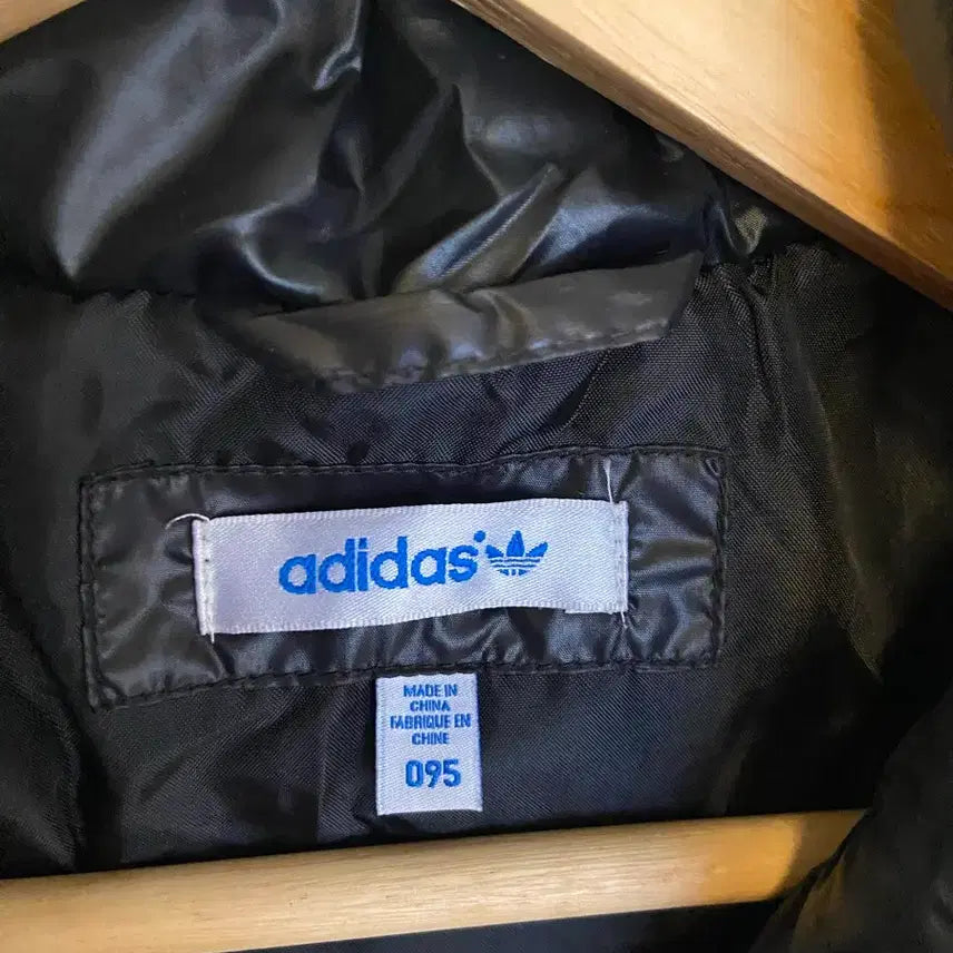 [BUNJANG] Adidas Women's Long Padded Jacket / 아디다스 유광 여성 롱패딩